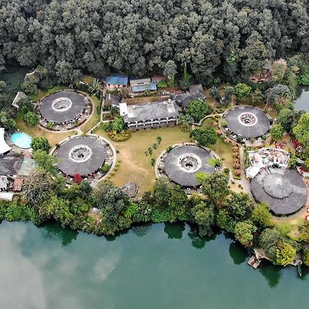Fish Tail Lodge Покхара Экстерьер фото