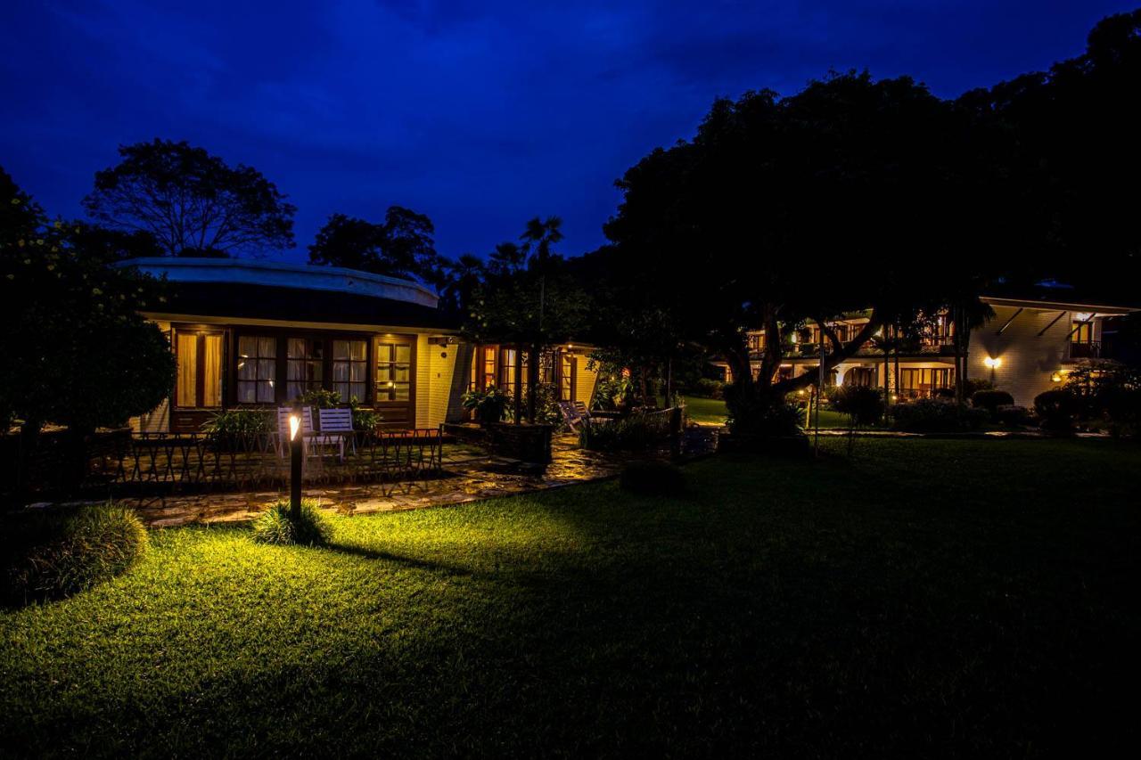 Fish Tail Lodge Покхара Экстерьер фото