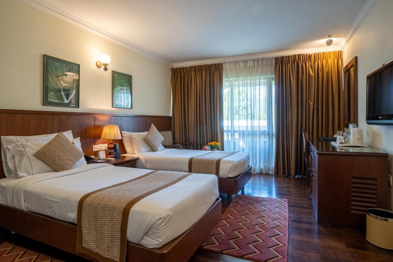 Fish Tail Lodge Покхара Экстерьер фото